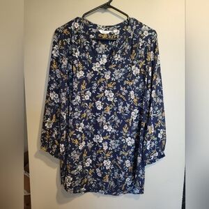 Reitmans Navy Floral Blouse , Size Medium